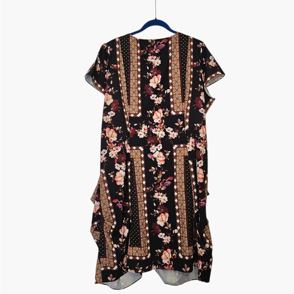 City Chic Black Floral Midi Dress, Plus Size 20 - Picture 2 of 10